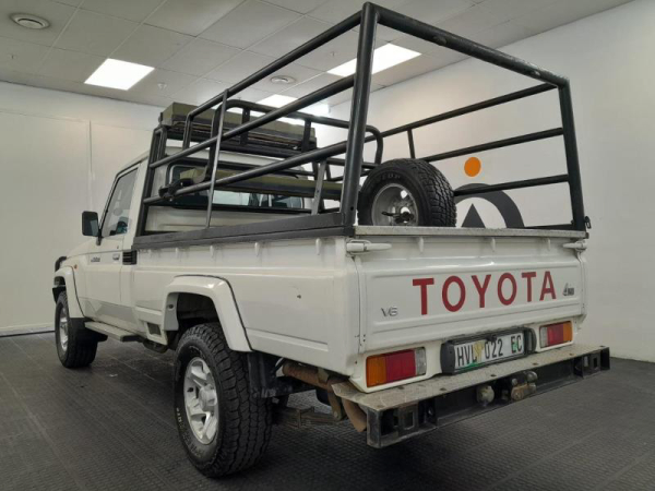 Toyota Land Cruiser 79 2014 Single Cab for sale